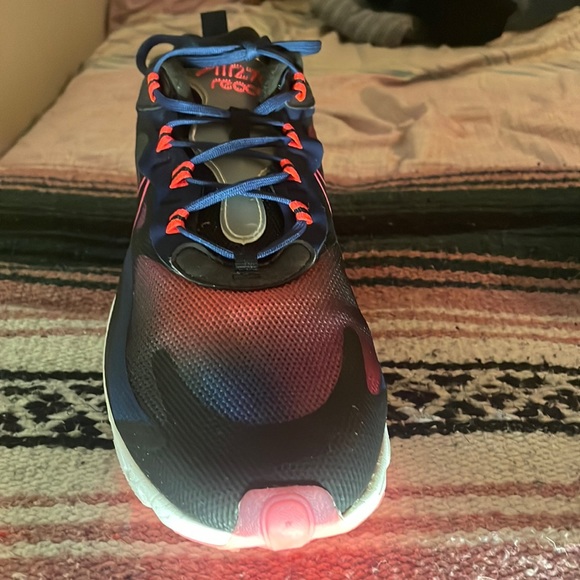 Nike airmax 270 - Picture 2 of 5